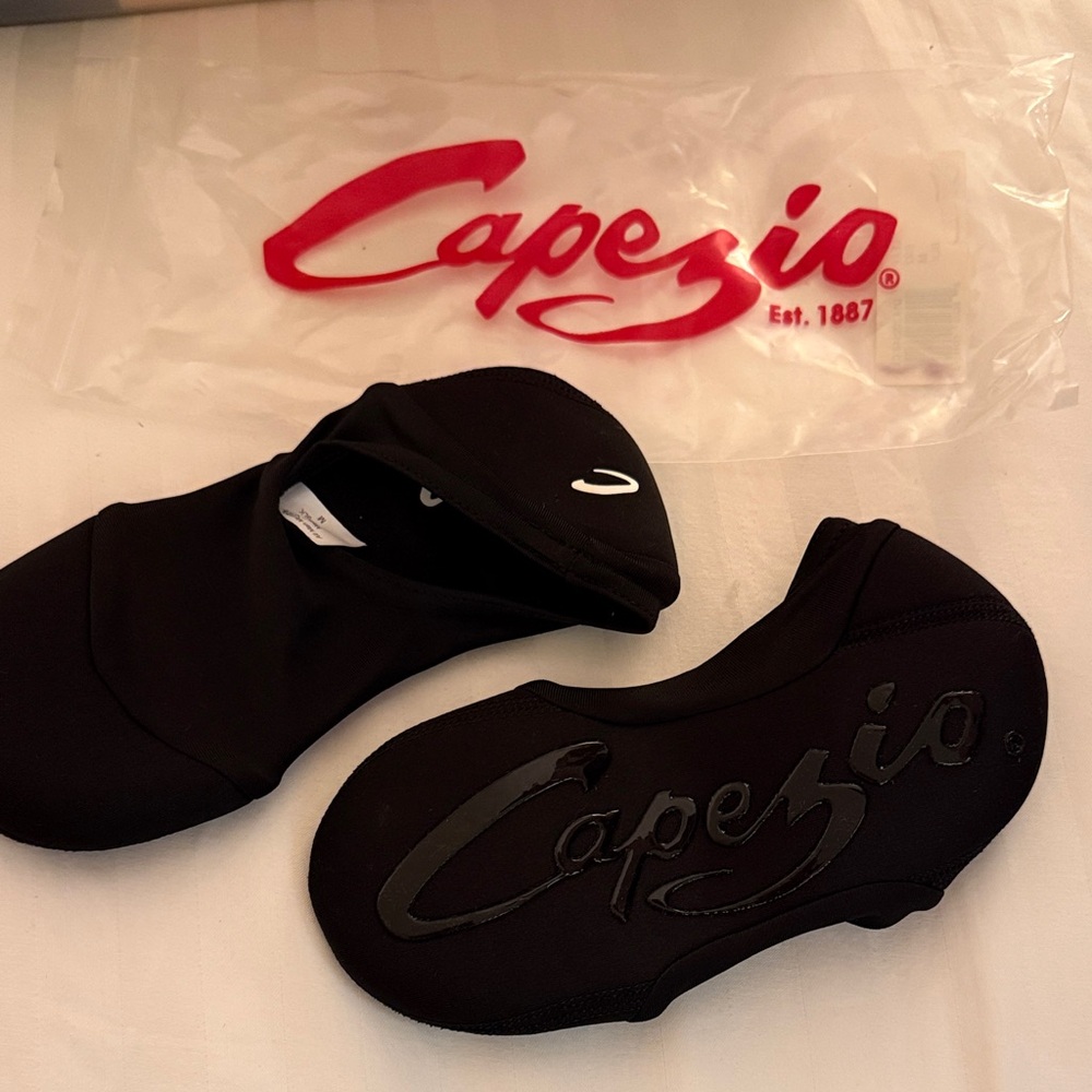 Capezio Black Dance sock shoes “leap”
